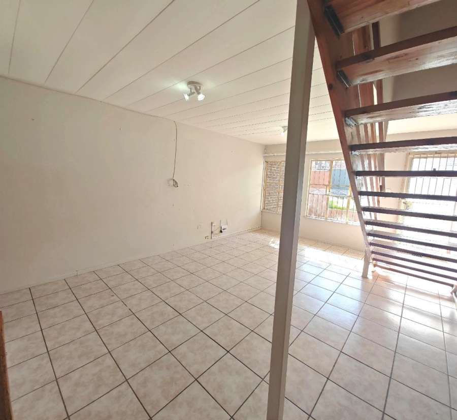 2 Bedroom Property for Sale in Navalsig Free State